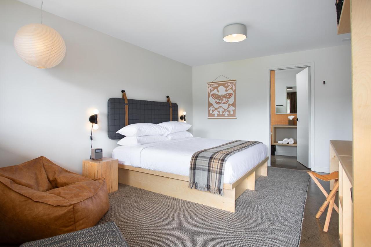 Rhode'S Motor Lodge Бун Экстерьер фото